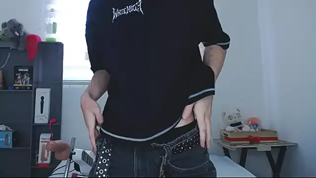 Freechat lucky_stricke on StripChat