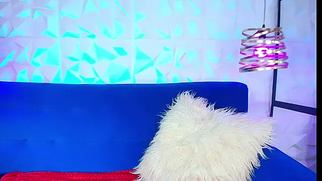 Freechat ly_lulu on StripChat