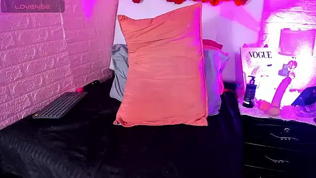 Freechat LYAA_COLLINS_ on StripChat