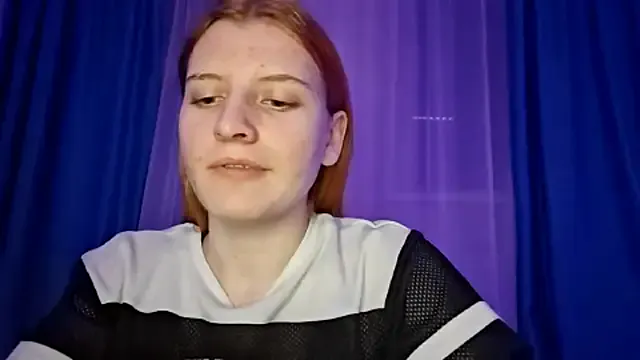 Freechat LynteriLain on StripChat