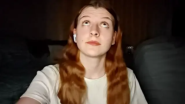 Freechat LynteriLain on StripChat