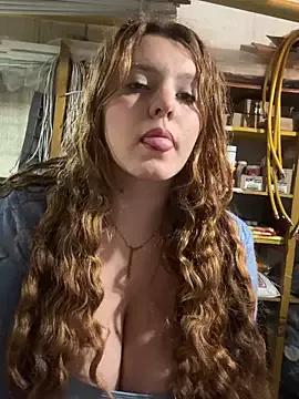 Naked Room MADAME-ARLETTE 