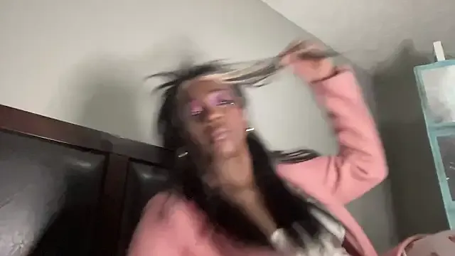 StripChat MadameMuse is Freechat MadameMuse — My Birthday is 11/24