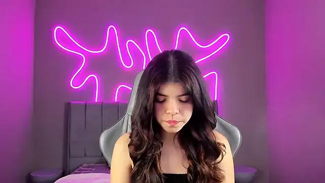 Maddy_bennet from StripChat