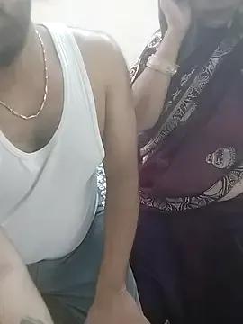 Naked Room mansi_rawat05 