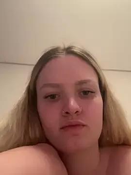 Naked Room mariemelissah 