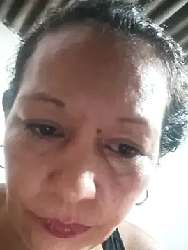 Freechat marinita13 on StripChat