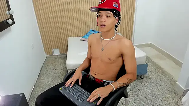 StripChat MARSHALL_SPENCER is Freechat MARSHALL_SPENCER — Get naked