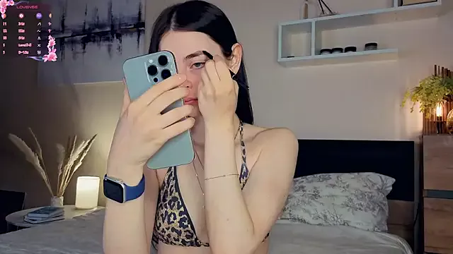 Freechat MaryJacksoon on StripChat