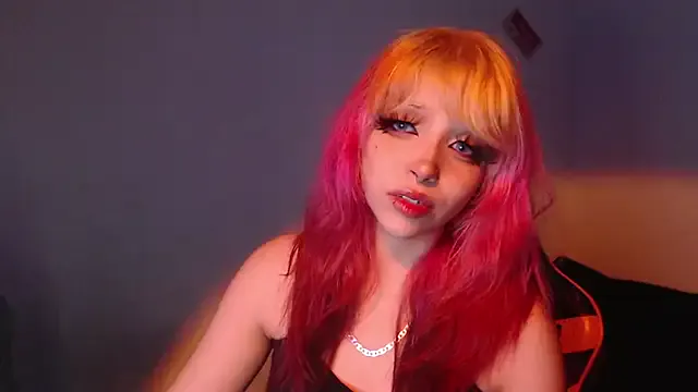 MaryJannes on StripChat