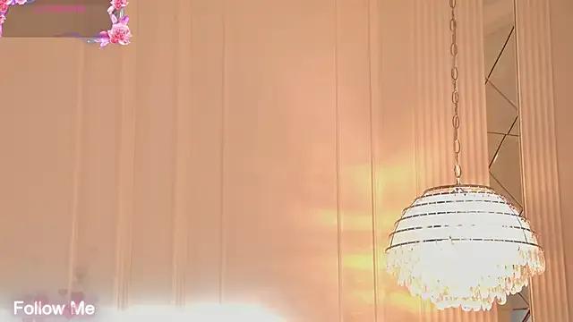 MaryReel from StripChat is Freechat