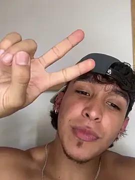 Mattew_Dluca_ from StripChat