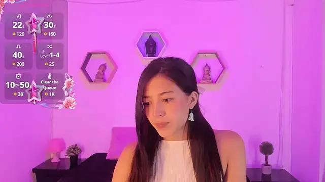 Meelanny_ds from StripChat