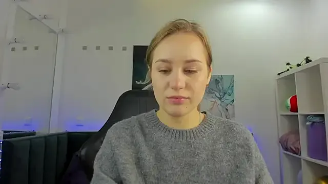 StripChat Melissa_new22 is Freechat Melissa_new22 — be in only underwear