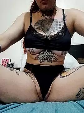 MidyRiscada from StripChat is Freechat