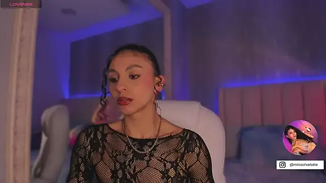 Freechat MiissCharlotte on StripChat