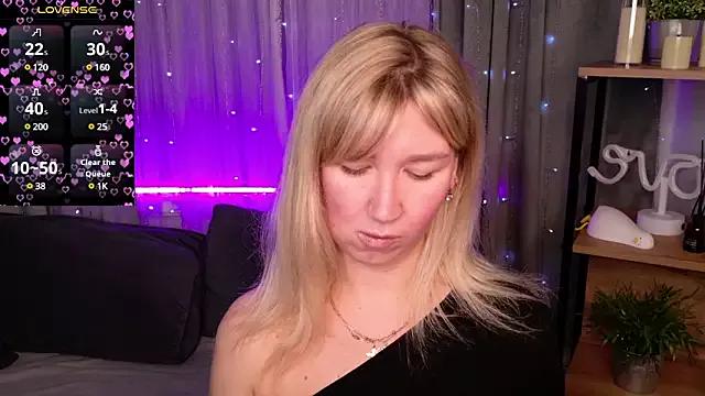 MilaBott from StripChat is Private