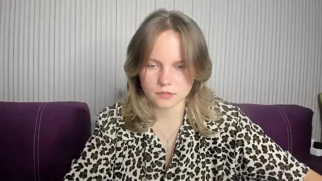 milalapka from StripChat is Freechat