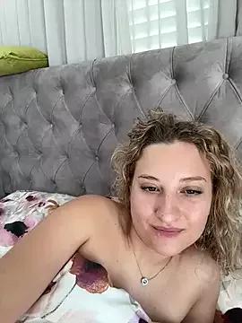 Naked Room MileySummer 