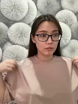 Freechat Milka23 on StripChat