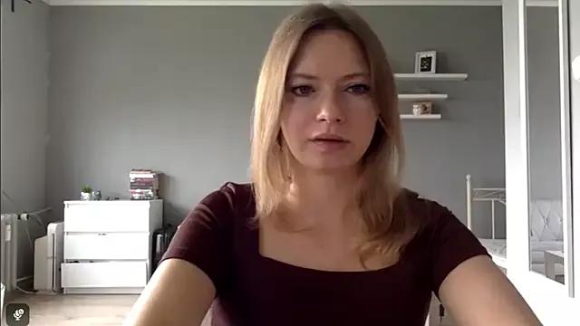 MillieShow from StripChat is Freechat