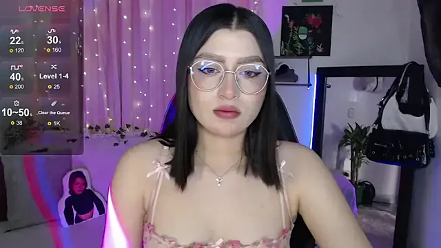 Freechat mily_thomson_b_ on StripChat