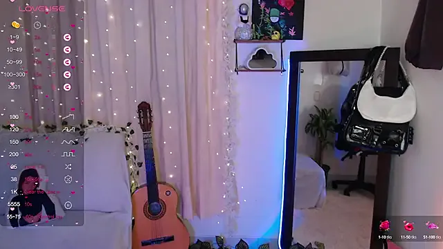 Freechat mily_thomson_b_ on StripChat