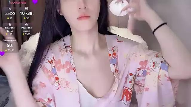 Mimi_666 from StripChat