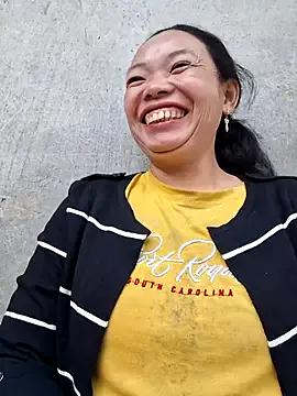 miomio-12 on StripChat 