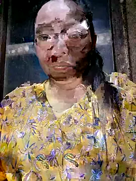 miomio-12 on StripChat 