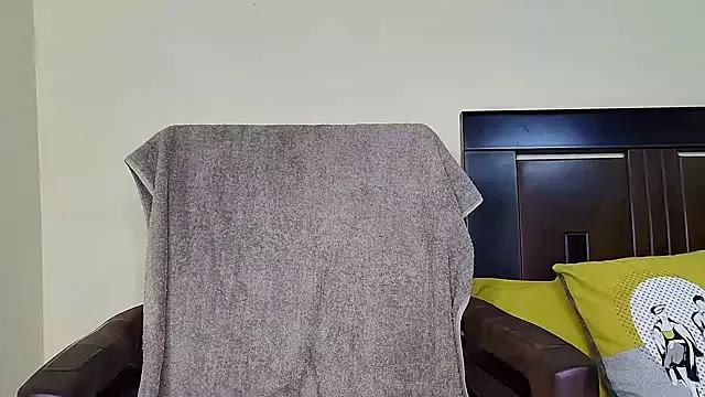 Naked Room MIss-Naina 