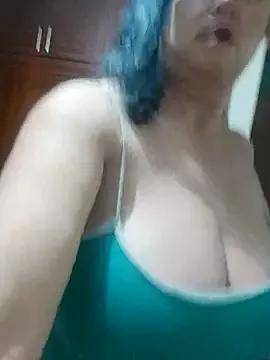 Miss-tetas from StripChat is Freechat