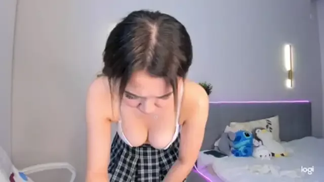 Freechat missliiaa on StripChat