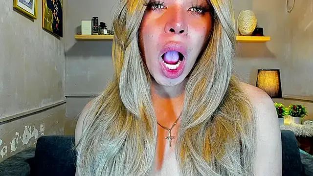 MISSTRESSNathalie_xx on StripChat 