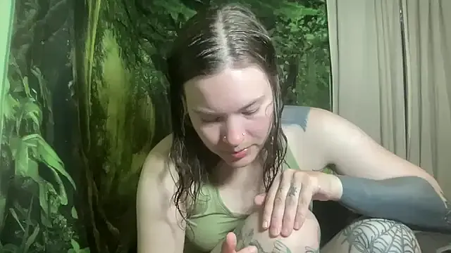 Freechat mo0ngoddess on StripChat