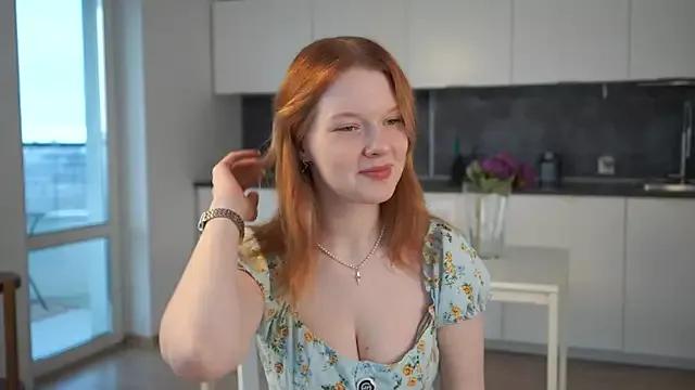 MollyBushh from StripChat is Freechat