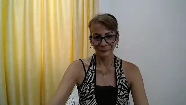 mommysexy16 from StripChat