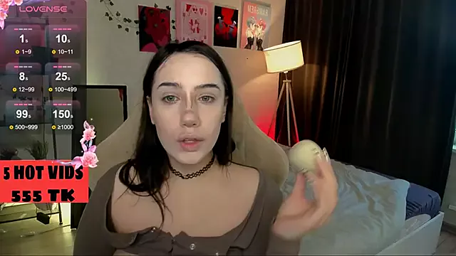 Freechat MoranaKit on StripChat