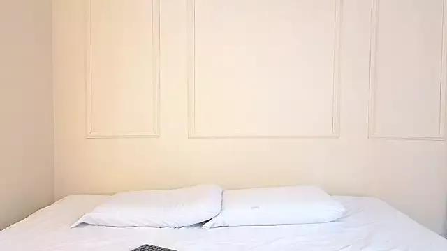 Naked Room mr_danni 