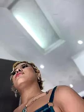 Naked Room MystiqueXXX 