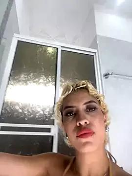 Naked Room MystiqueXXX 