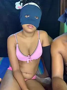 Nadi67_ from StripChat is Freechat