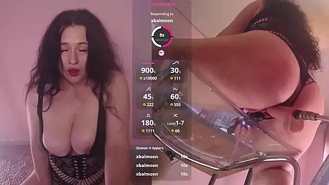 Naked Room Nastybambi 