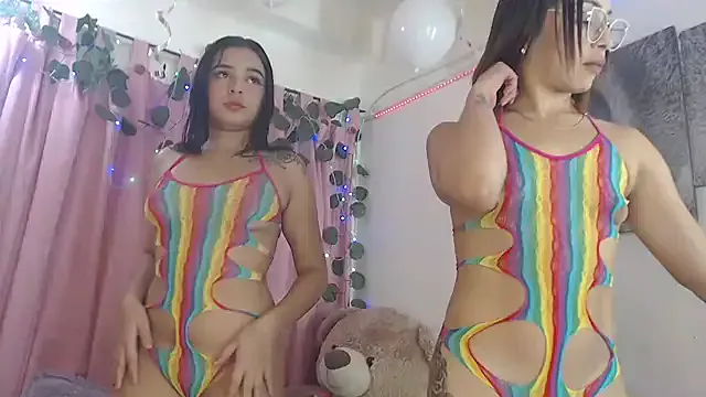 Freechat Naughty_Horny_DollsX3 on StripChat