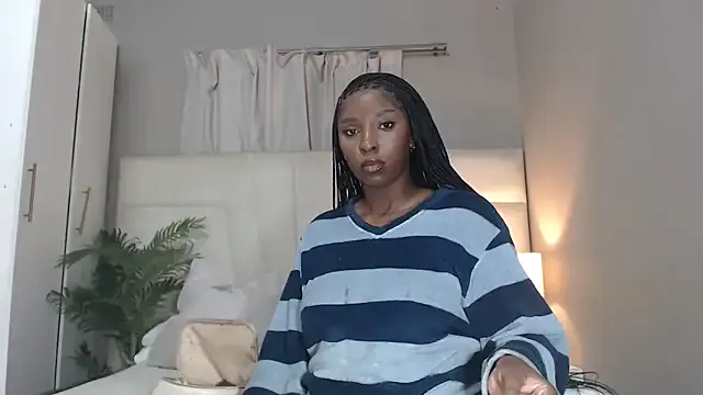 Group naughtyblackdolie on StripChat