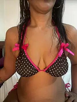 naughtyjaanu from StripChat is Freechat
