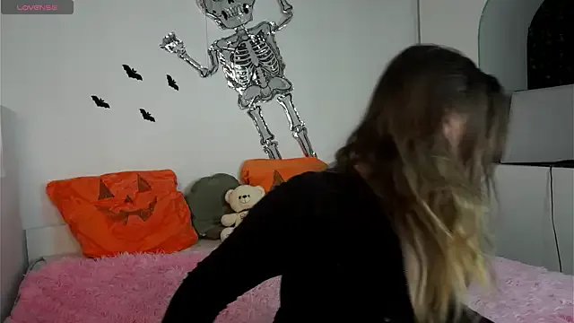 Freechat nawuwu on StripChat