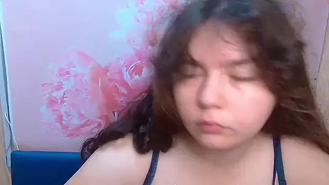 NeonilaLisova from StripChat
