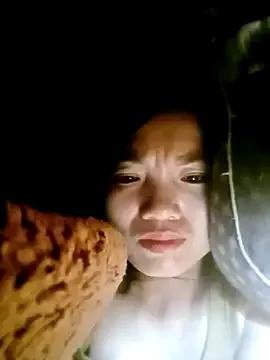 ngan-cute from StripChat