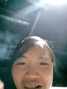 ngan-cute from StripChat